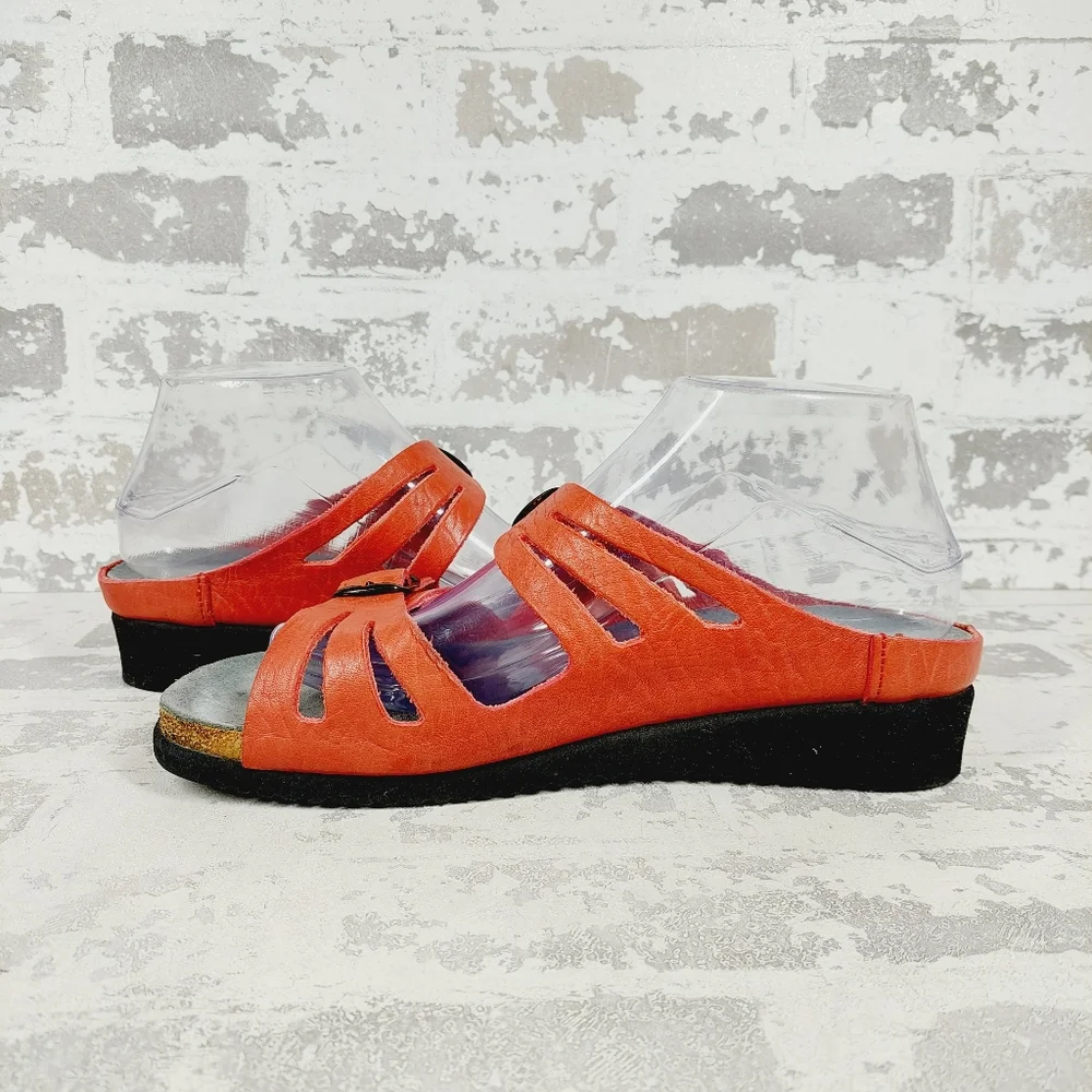 Mephisto Red Women's Sandals - Picture 5 of 12